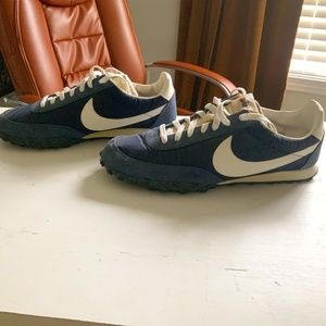 Nike Waffle Racer Shoes